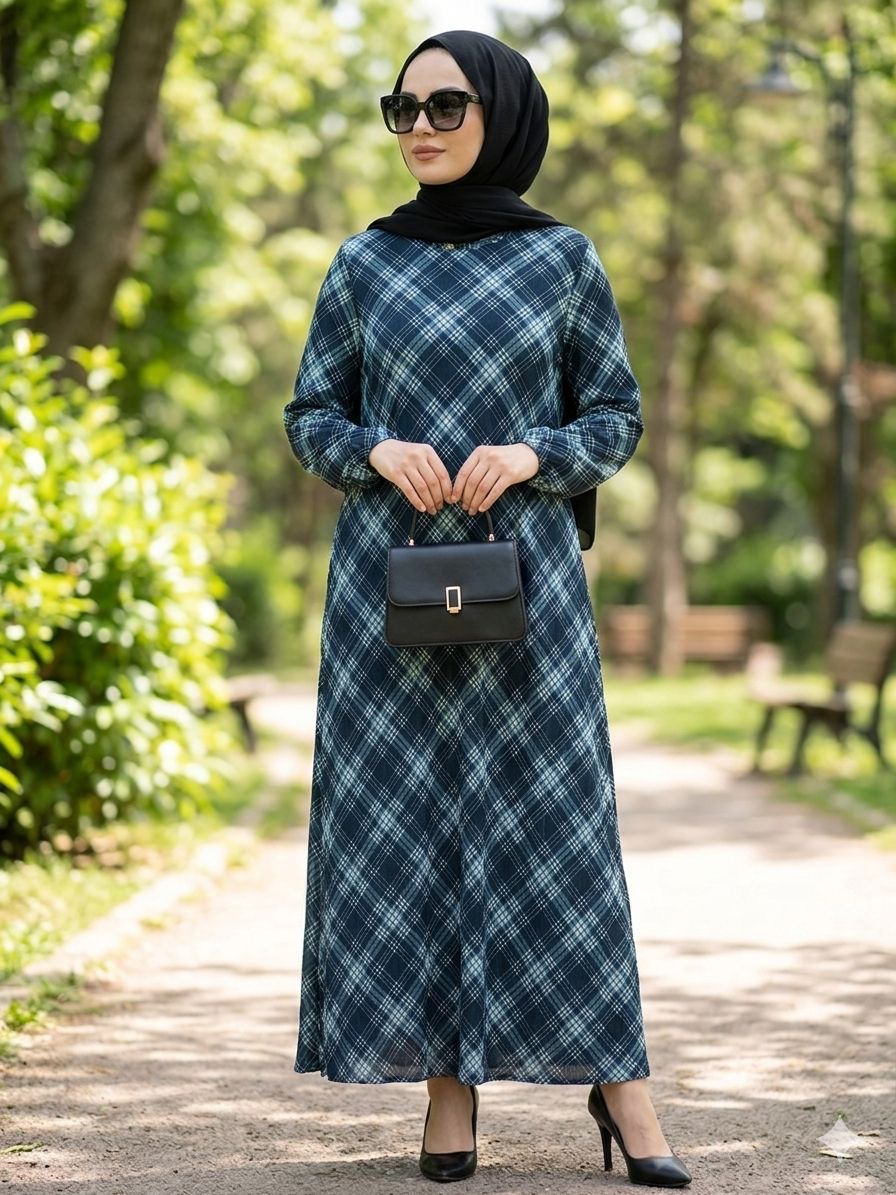 KARE ÇİZGİ ELBİSE